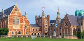 Clifton College (8-17 g.)